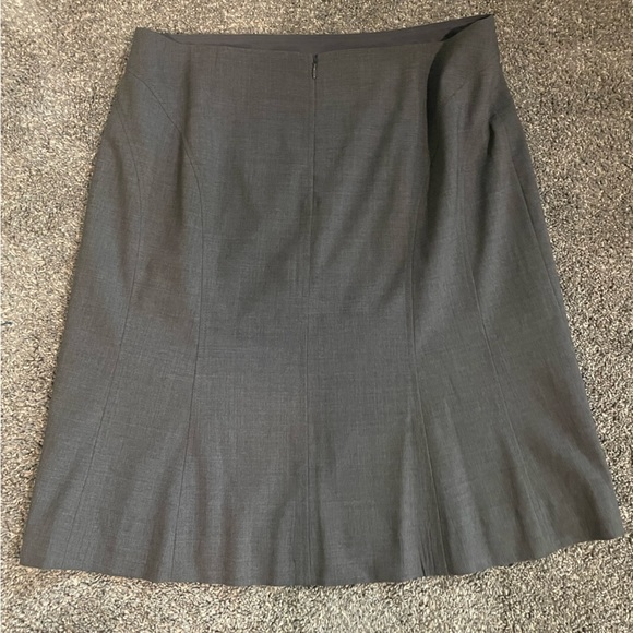 Ann Taylor Skirt Size 14 - Picture 2 of 3
